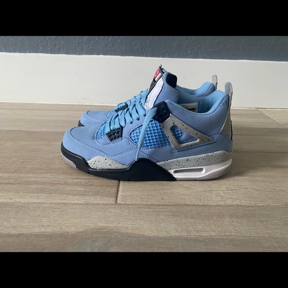 Jordan 4 university blues - Picture 3 of 5